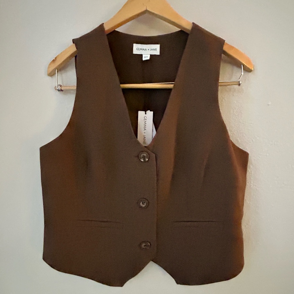 (NWT) Brown Cropped Layering Boho Vest; Formal/Casual; Menswear Inspired (M)